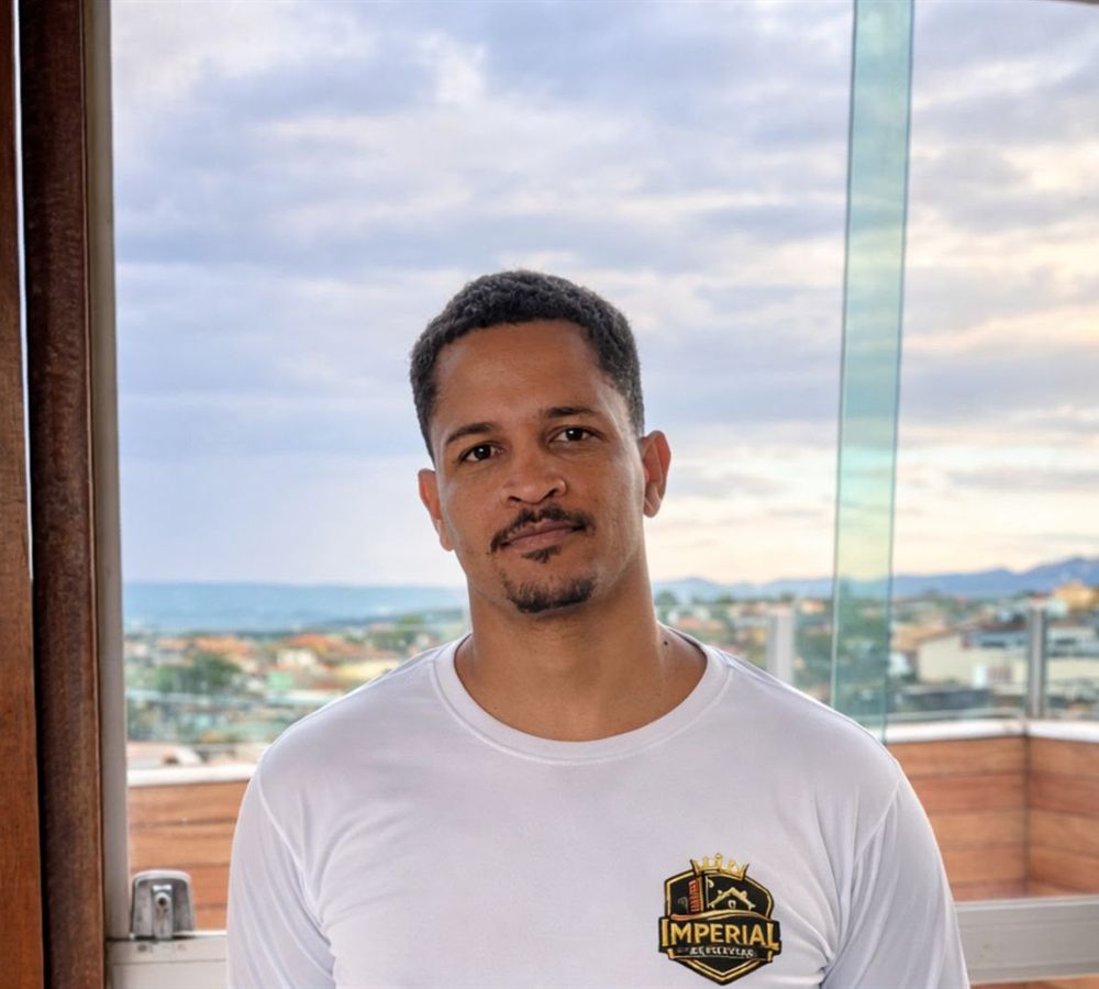 Cleiton, diretor de execução da Imperial Reformas