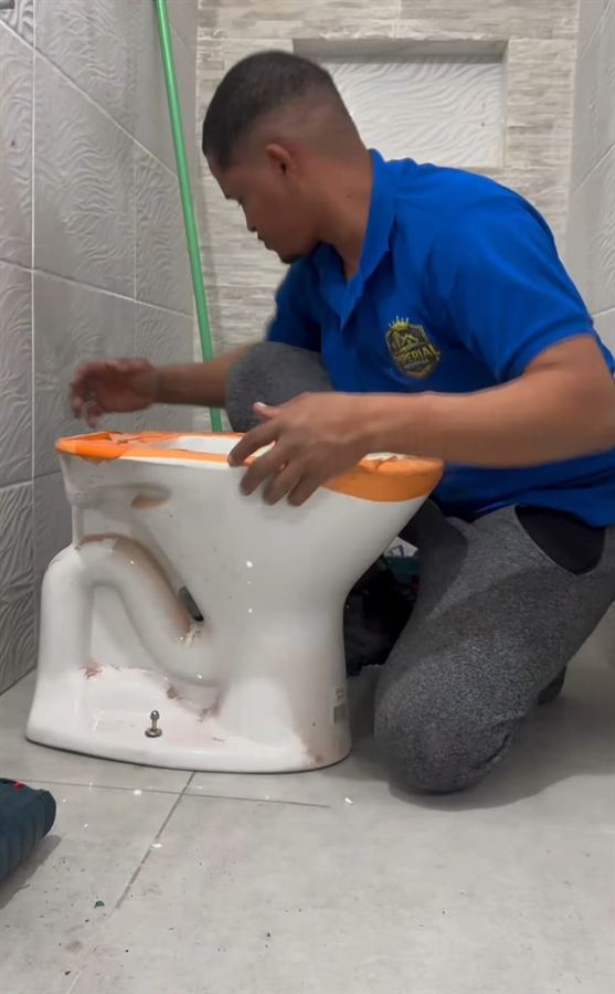 Instalação hidráulica realizada pela equipe Imperial Reformas